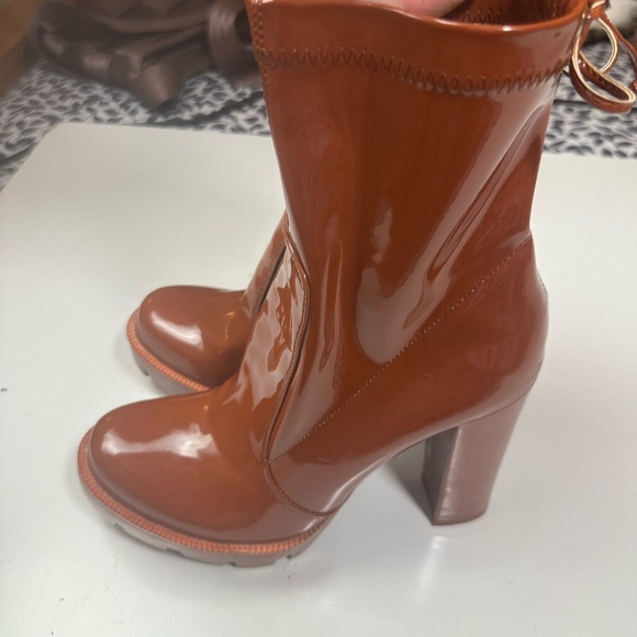 Azalea Wang X Dolls Kill Brown Patent Vegan Leather Rainy Days Boots 7.5 *READ* - Picture 8 of 16